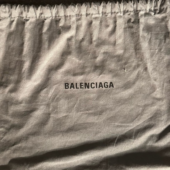 BALENCIAGA LE CAGOLE MINI BAG WITH CHAIN IN BLACK - Picture 5 of 5